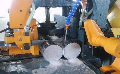 张湾卧式带锯床的送料方式有哪几种？